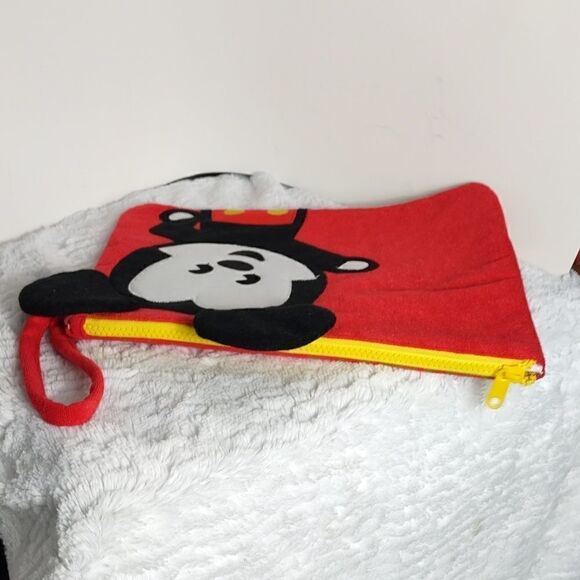Disney Mickey Mouse Insulated Pouch - Picture 6 of 8